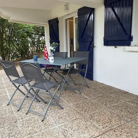 Casa vacanze Appt 3 P Rez De Jardin, Proche Plage Pereire Arcachon